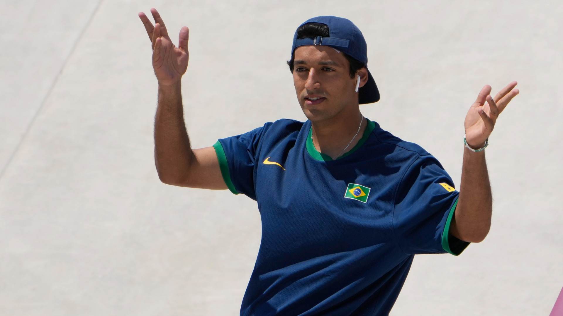 Kelvin Hoefler, do skate street, ganhou a prata nas Olimpíadas Kelvin Hoefler, do skate street, ganhou a prata nas Olimpíadas