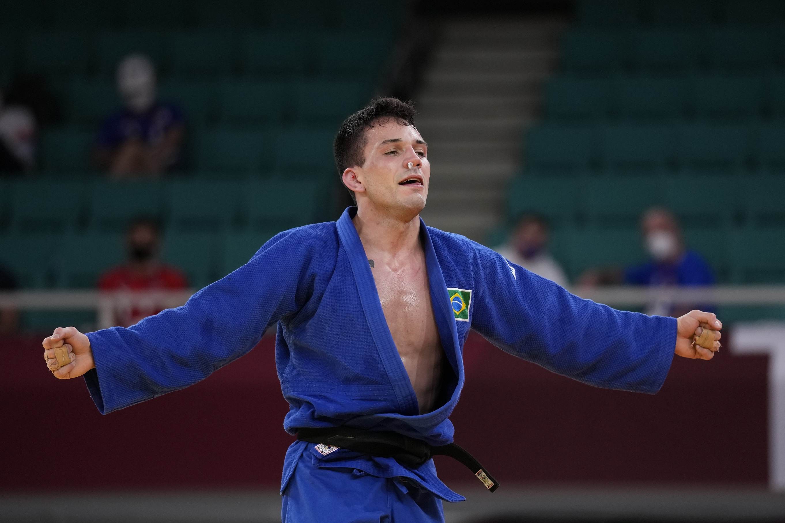 Daniel Cargnin festeja após conquistar o bronze nas Olimpíadas 2020 Daniel Cargnin festeja após conquistar o bronze nas Olimpíadas 2020