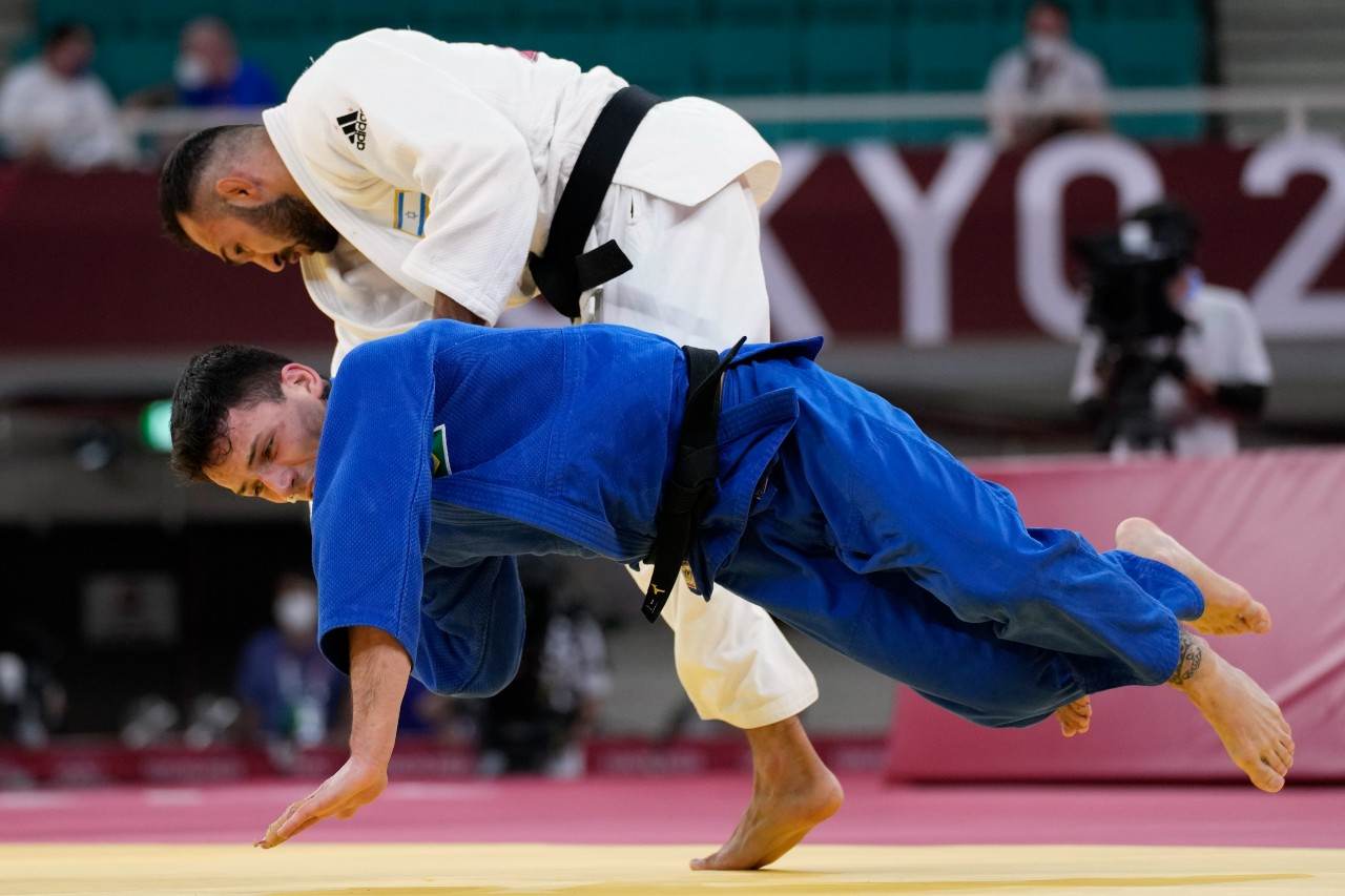 Israelense Baruch Shmailov tenta dar golpe no brasileiro Daniel Cargnin Israelense Baruch Shmailov tenta dar golpe no brasileiro Daniel Cargnin