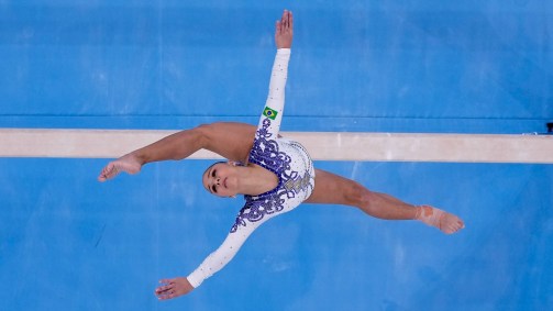 Flavia Saraiva fez boa apresentação na trave na classificatória das Olimpíadas