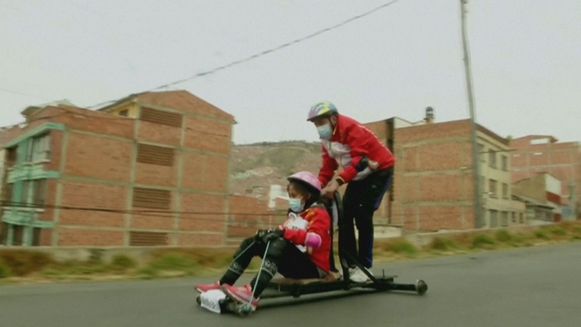 Tradicional corrida ocorre há mais de 70 anos na capital La Paz e também premia 