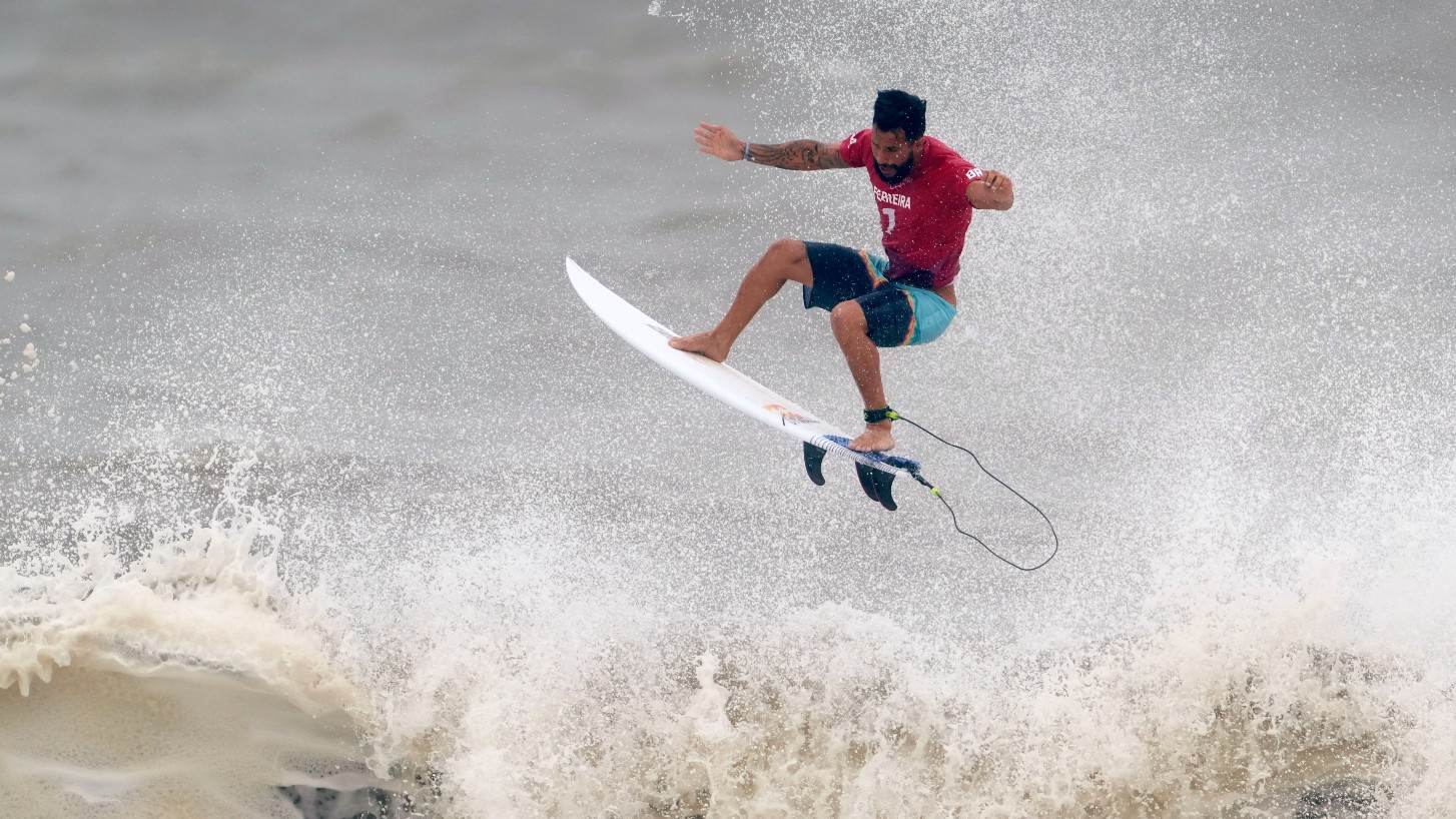 Italo Ferreira avançou às semifinais do surfe nas Olimpíadas Italo Ferreira avançou às semifinais do surfe nas Olimpíadas