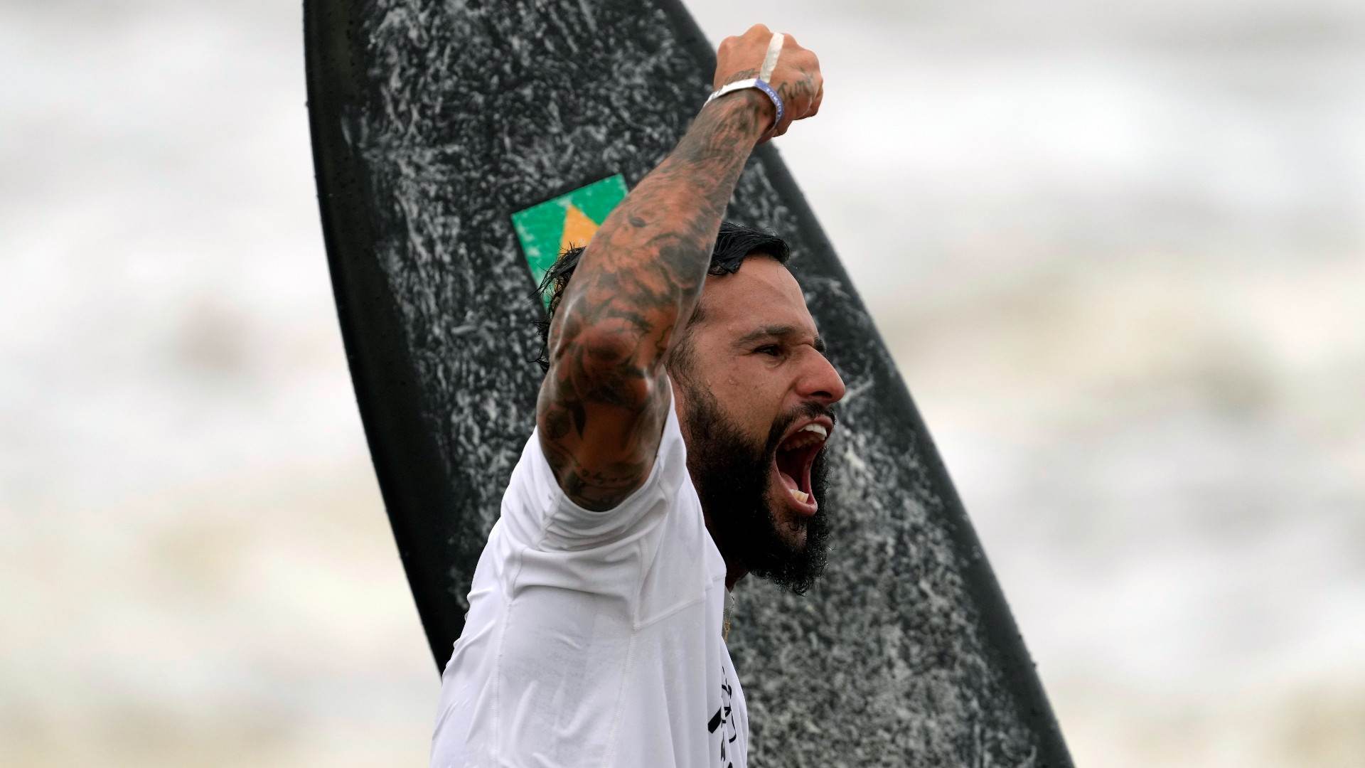 Ítalo Ferreira se torna, também, primeiro medalhista de ouro da categoria