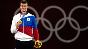 Russo Vladislav Larin venceu no taekwondo até 80kg