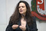 Em meio a incertezas sobre vice, base de Nunes cogita chapa com Janaína Paschoal