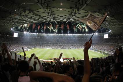 Torcida do Atlético-MG comemora título da Libertadores 2013