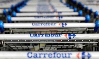 Logotipo do Carrefour em loja da rede em São Paulo. 18/7/2017