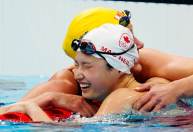 Chineses criticam política do filho único após ouro de nadadora sino-canadense