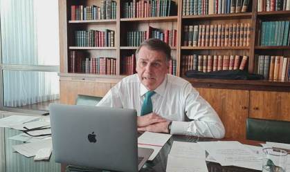 O presidente Jair Bolsonaro disse que está em contato com diversos partidos