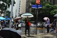 Rio de Janeiro registra manhã mais fria do ano nesta terça-feira (12)