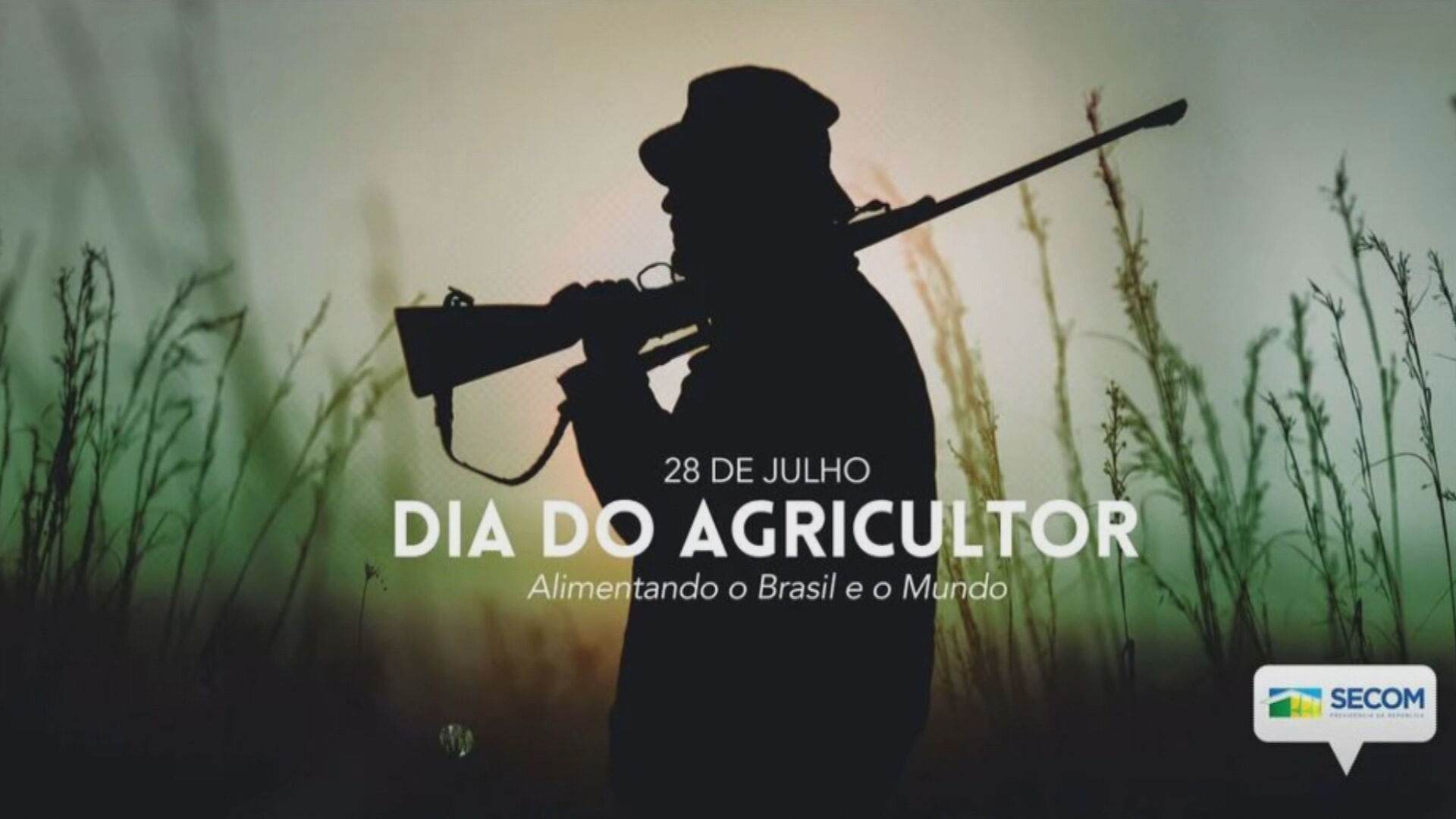Foto de homem armado para comemorar Dia do Agricultor foi apagada das redes Foto de homem armado para comemorar Dia do Agricultor foi apagada das redes