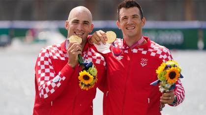 Croatas Martin Sinkovic e Valent Sinkovic conquistaram a medalha de ouro