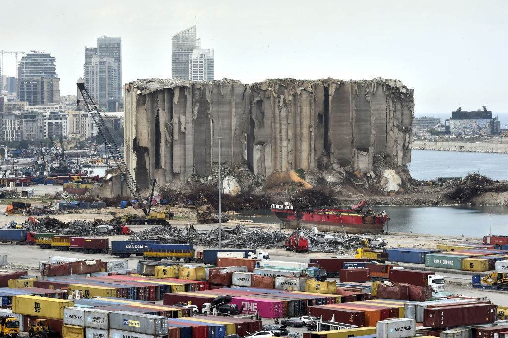 Porto de Beirute após explosão