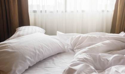 Você provavelmente lava seus lençóis menos vezes do que o indicado; entenda