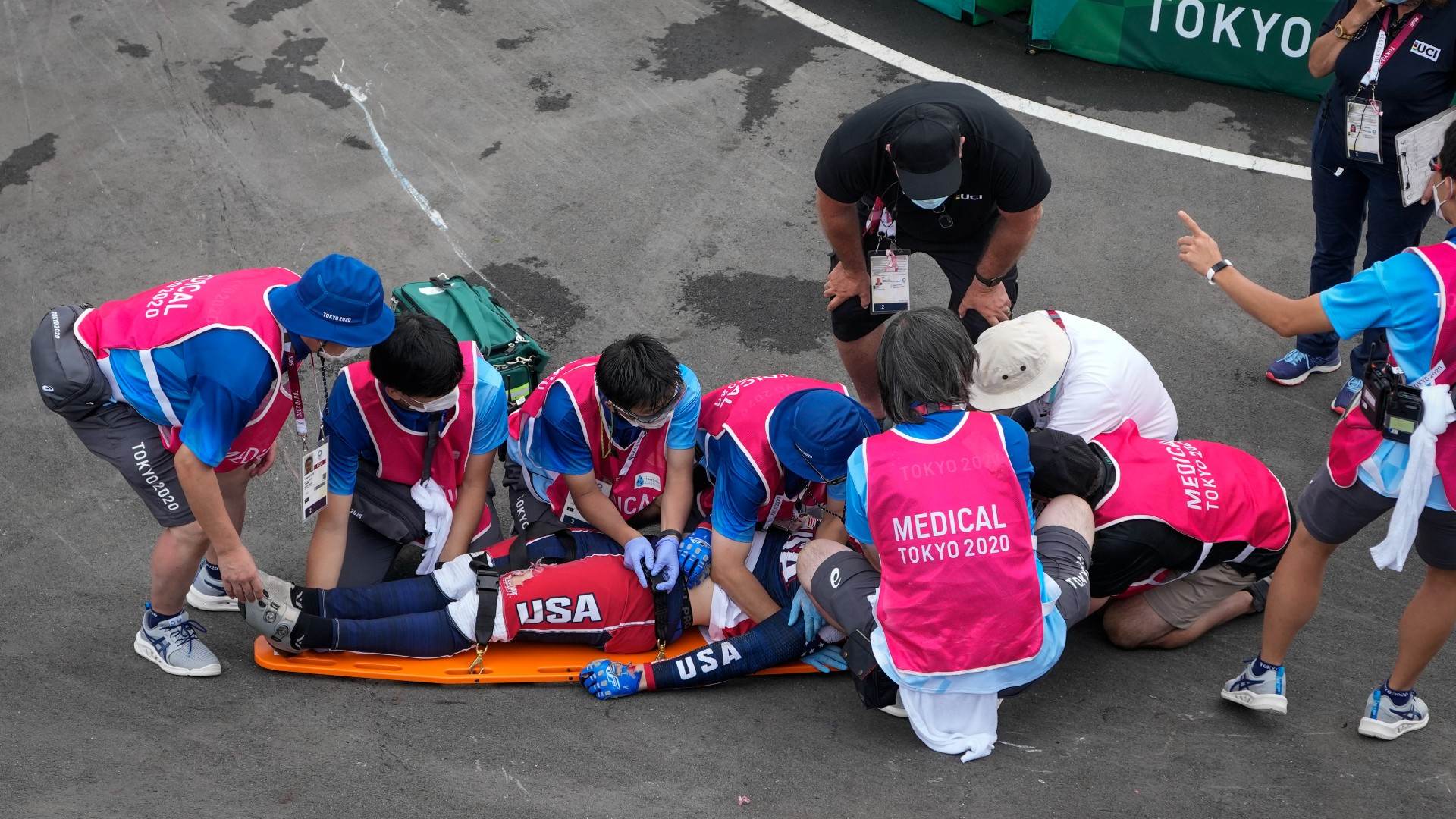 Atleta foi atendido ainda no circuito antes de ser encaminhado às pressas