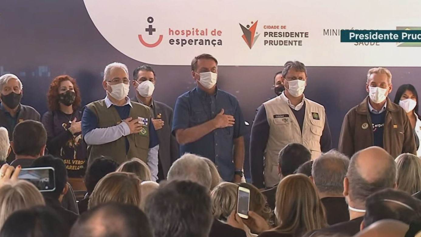 Bolsonaro e Queiroga no Hospital do Câncer de Presidente Prudente Bolsonaro e Queiroga no Hospital do Câncer de Presidente Prudente