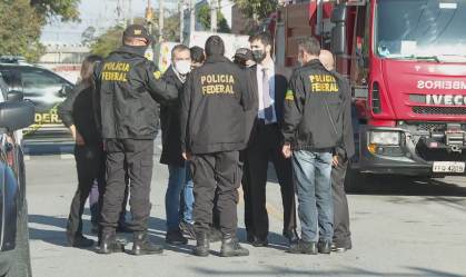 PF realiza perícia e investiga incêndio na Cinemateca (31-07-2021)