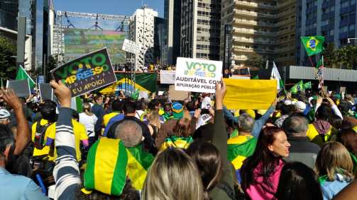 Manifestante pedem voto impresso auditável em São Paulo