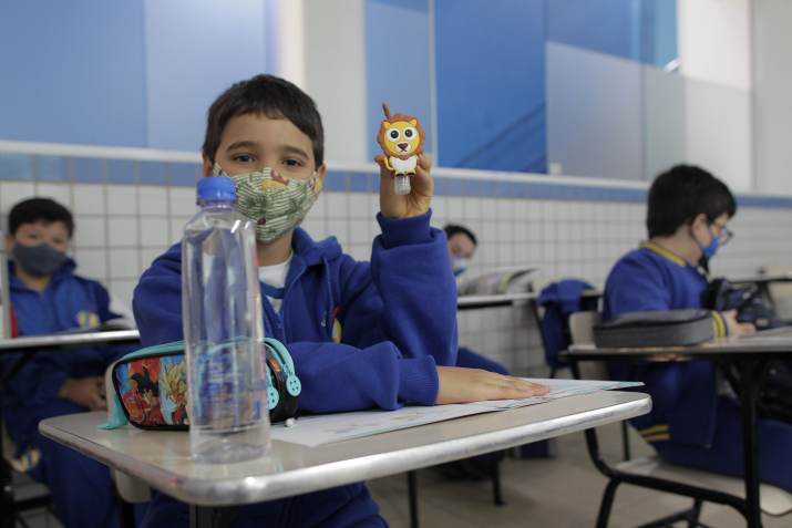 Aluno de volta à sala de aula em escola particular de Campinas (SP) / ESTADÃO CONTEÚDO