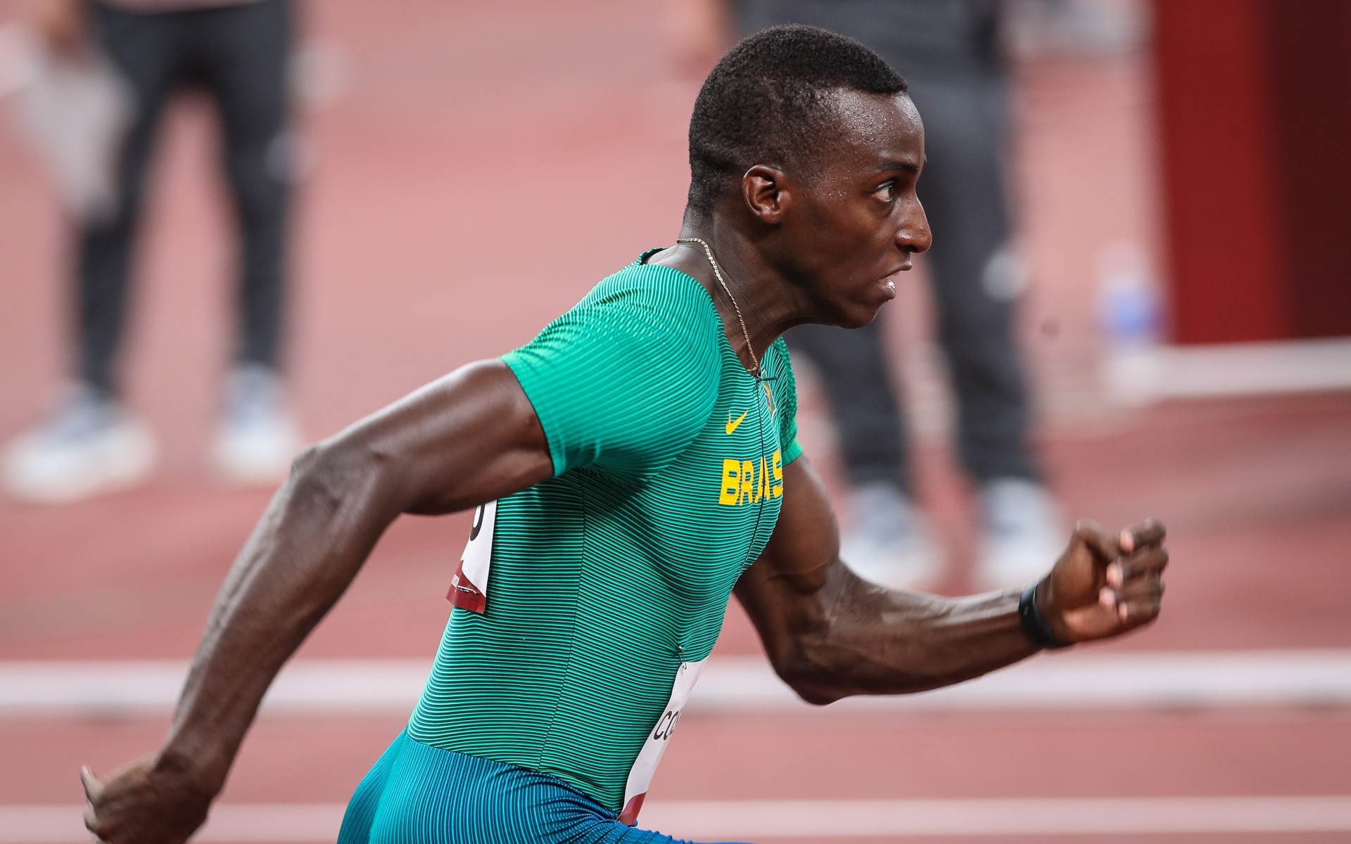 Gabriel Constantino correu 110m com barreira em 13s55 e está na semifinal