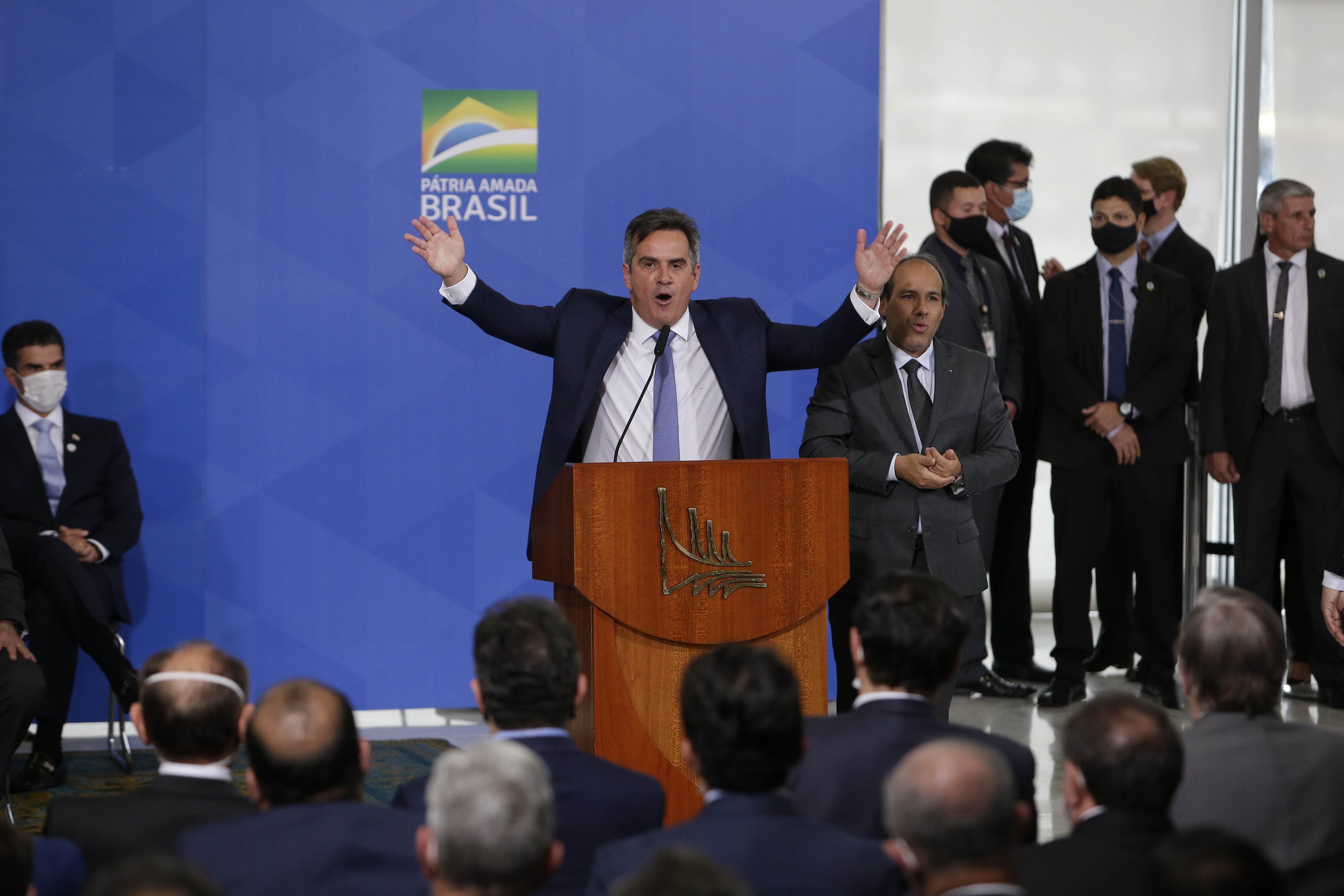 Ciro Nogueira toma posse Ciro Nogueira toma posse