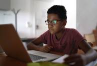 Seus filho está usando IA nas tarefas da escola? Saiba como orientá-lo