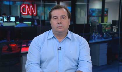 'Jogada equivocada e beneficiários pagarão preço', diz Maia sobre Auxílio Brasil