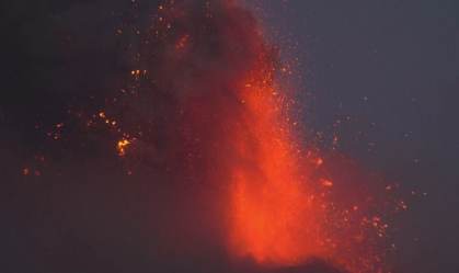 Vulcão Etna entrou em erupção na Itália