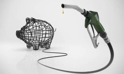Solução para o preço do combustível é 'muito difícil', afirma economista