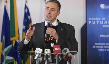 O ministro Luís Roberto Barroso, do TSE