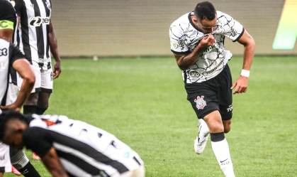 Renato Augusto marcou em sua reestreia pelo Corinthians