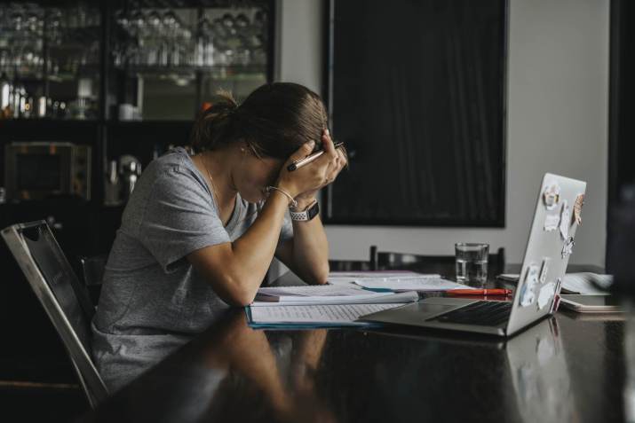 O estresse em si não é ruim, mas se torna tóxico quando não se dissipa após o fim da situação estressante, diz especialista / Getty Images/Westend61