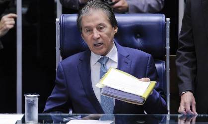 Senador Eunicio Oliveira