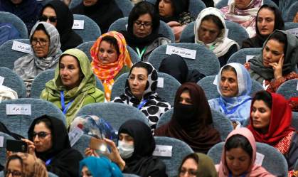 Talibã assume o Afeganistão. O que isso significa para mulheres e meninas?