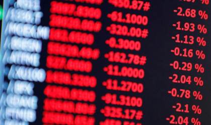 Painel com cotações do mercado financeiro. 19/8/2021