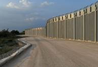 Grécia amplia cerca na fronteira para deter eventuais imigrantes afegãos