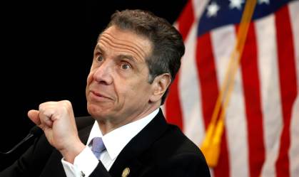 Governador de Nova York, Andrew Cuomo, durante entrevista coletiva