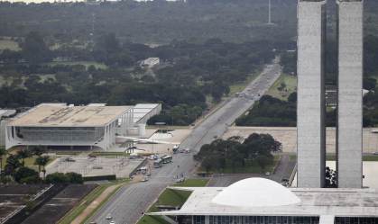 LDO obriga governo a mirar centro da meta de déficit zero em 2025