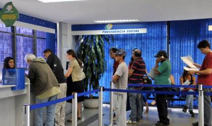 INSS vai ter menor reajuste desde 2018; confira valor do teto