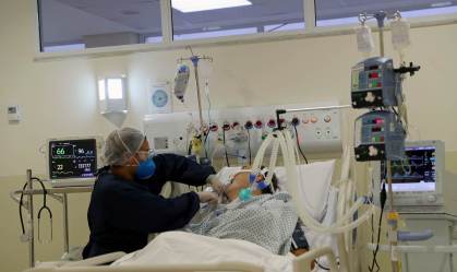 Brasil registra 920 mortos por Covid e mais de 30 mil infectados em 24 horas