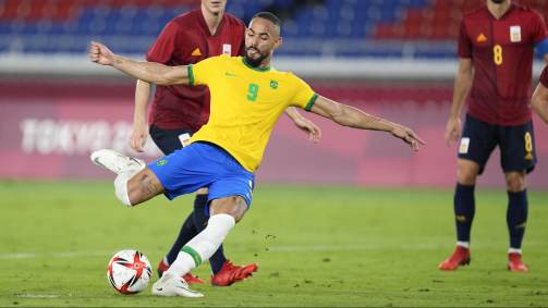 Aos 47, após falha do zagueiro Pau Torres, Matheus Cunha completou de primeira e abriu o placar
