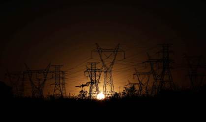 Linhas de transmissão de energia