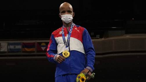 Roniel Iglesias (Cuba), campeão no boxe meio-médio (69kg)