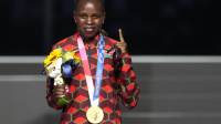 Campeã olímpica da maratona cai no antidoping e é suspensa provisoriamente