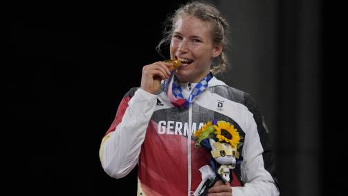 Aline Rotter Focken (Alemanha) faturou o ouro na luta livre feminina até 76kg