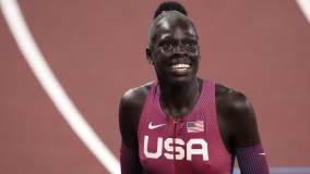 Athing Mu, dos EUA, conquistou ouro na final feminina dos 800m