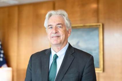 Diretor da CIA, William Burns, se encontrou com líder do Talibã em Cabul
