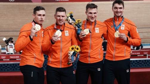 Equipe da Holanda ficou com ouro na prova de ciclismo sprint por equipes