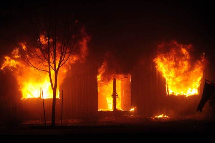 Incêndio florestal em Greenville, na Califórnia, EUA - Neal Waters/Anadolu Agency via Getty Images - 5 de agosto de 2021 / Neal Waters/Anadolu Agency via Getty Images