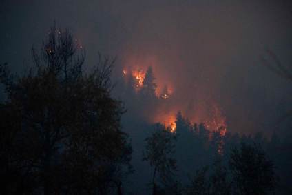 Incêndio florestal em Galastona, na ilha de Eubeia, na Grécia - 10 de agosto de 2021